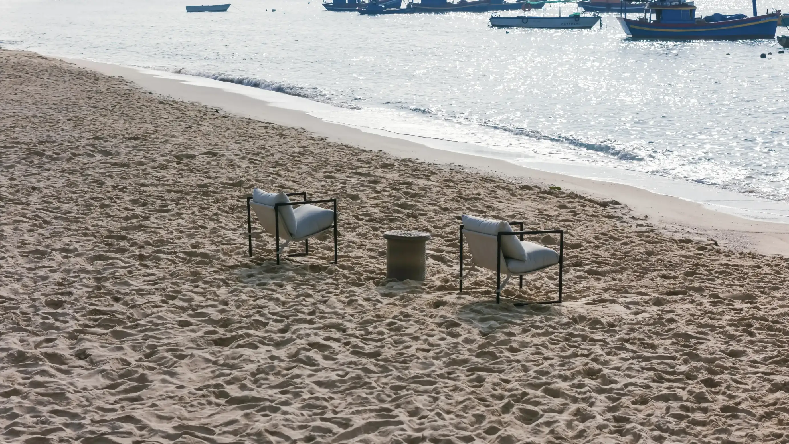 Chester Sling Accent Chair 10